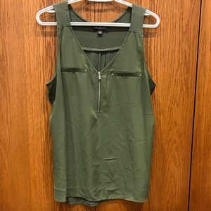Stylish Green Tank Top with Zipper